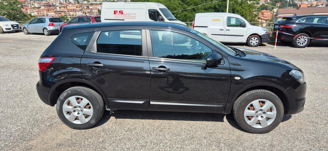 Nissan Qashqai 1.5 dCi DPF Visia - 11/2012 - Bellissima