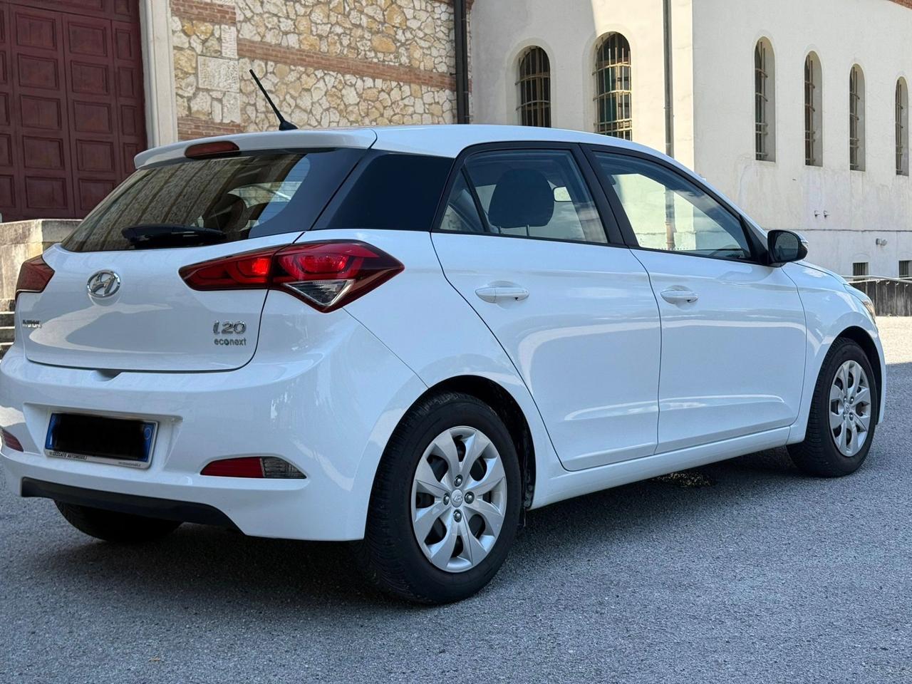 Hyundai i20 1.2 5 porte Econext Classic