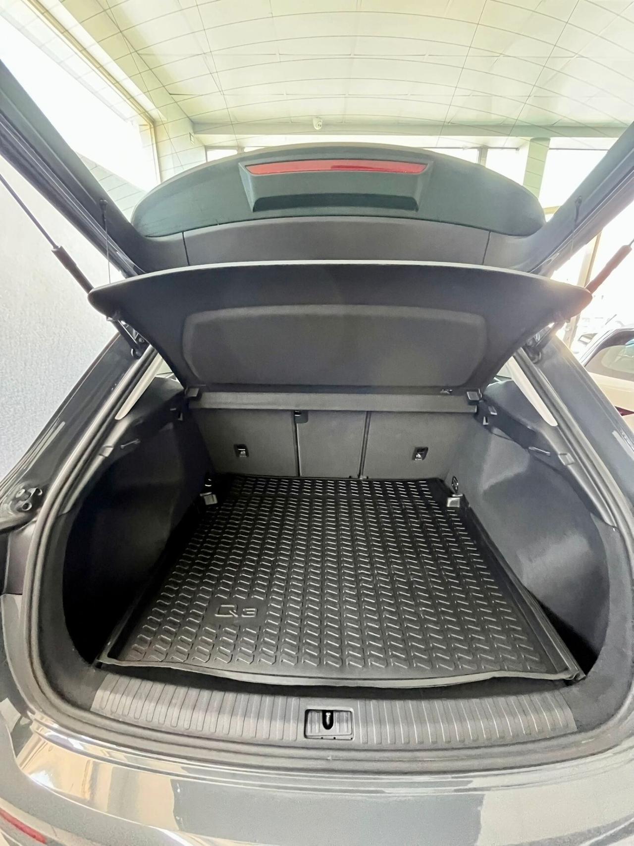 Audi Q3 2.0 TDI 150 CV S tronic