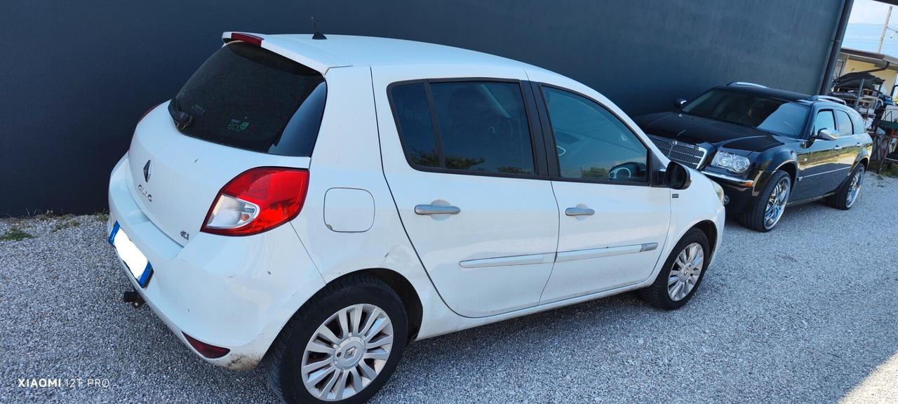Renault Clio 1.5 dCi 75CV 5 p Yahoo! GANCIO TRAINO