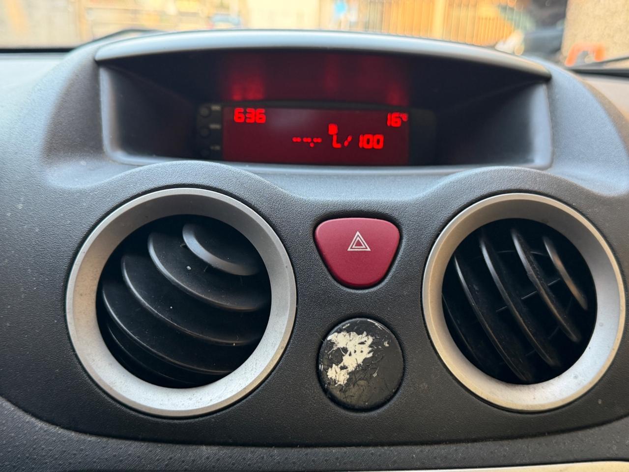 Citroen C3 1.1 benzina euro4 44KW NEOPATENTATI