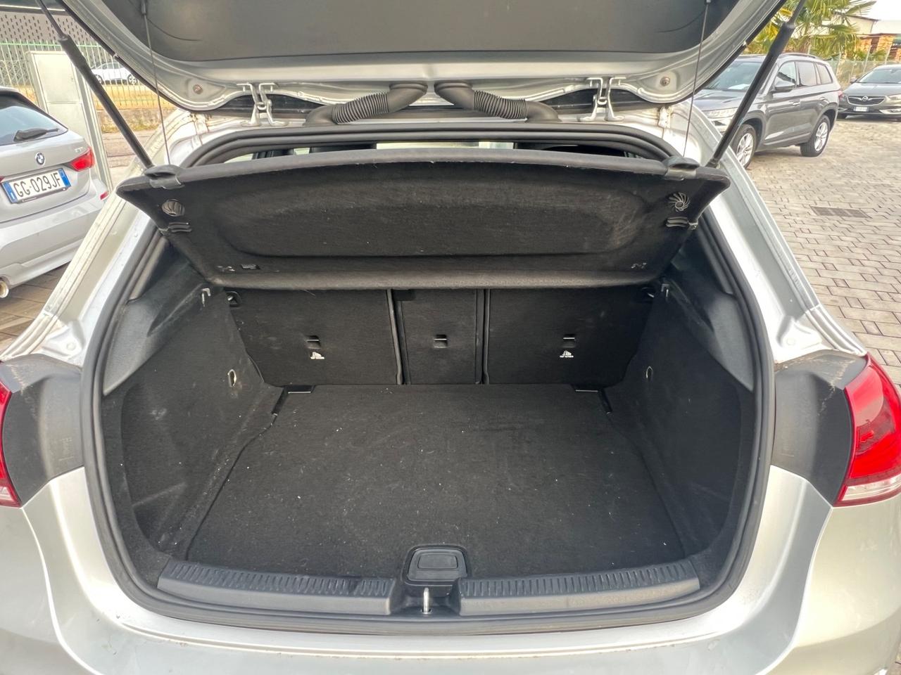 Mercedes-benz A 180 d Automatic Business FINANZIABILE