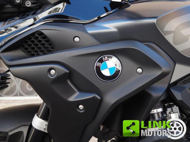 BMW R 1250 GS TRIPLE BLACK