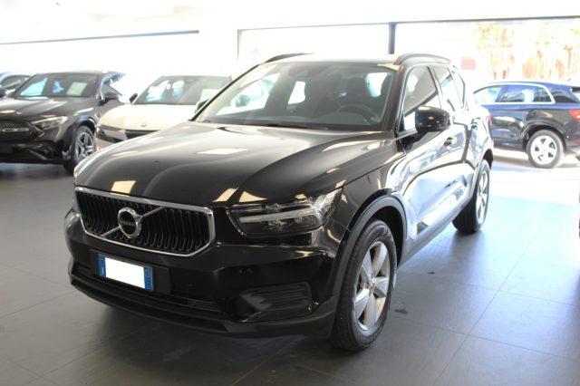VOLVO XC40 2.0 D3 150 CV Momentum Pro