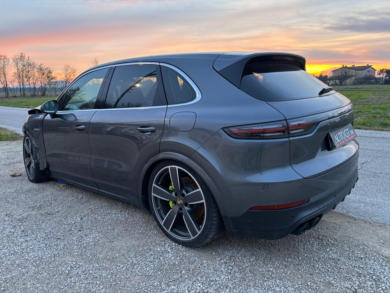 Porsche Cayenne 3.0 V6 E-Hybrid