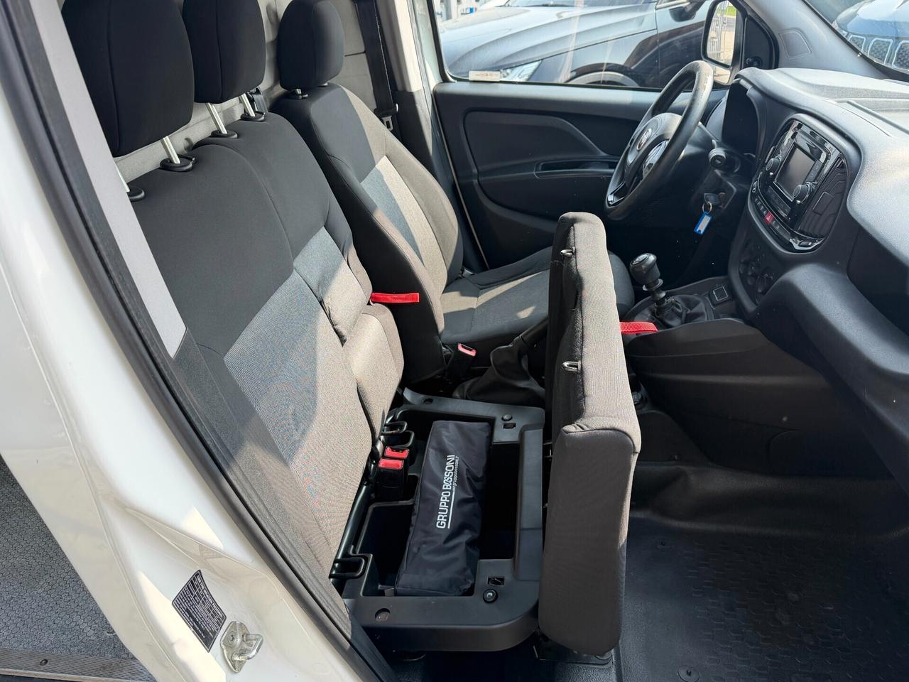 Fiat Doblò 1.6 120CV Maxi PREZZO FINITO! 3 POSTI