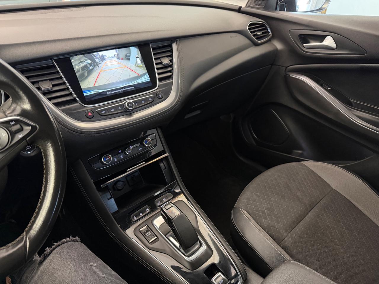 Opel Grandland X 1.6 Hybrid Plug-in aut. AWD Elegance 300CV