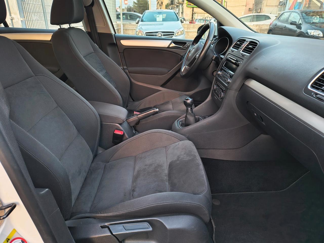 VOLKSWAGEN GOLF 1.6 DIESEL INTROVABILE SOLO 85.000 KM