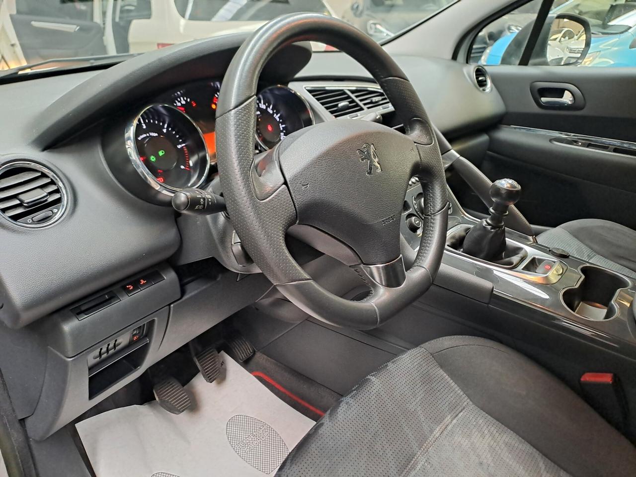 PEUGEOT 3008 1.6 HDI