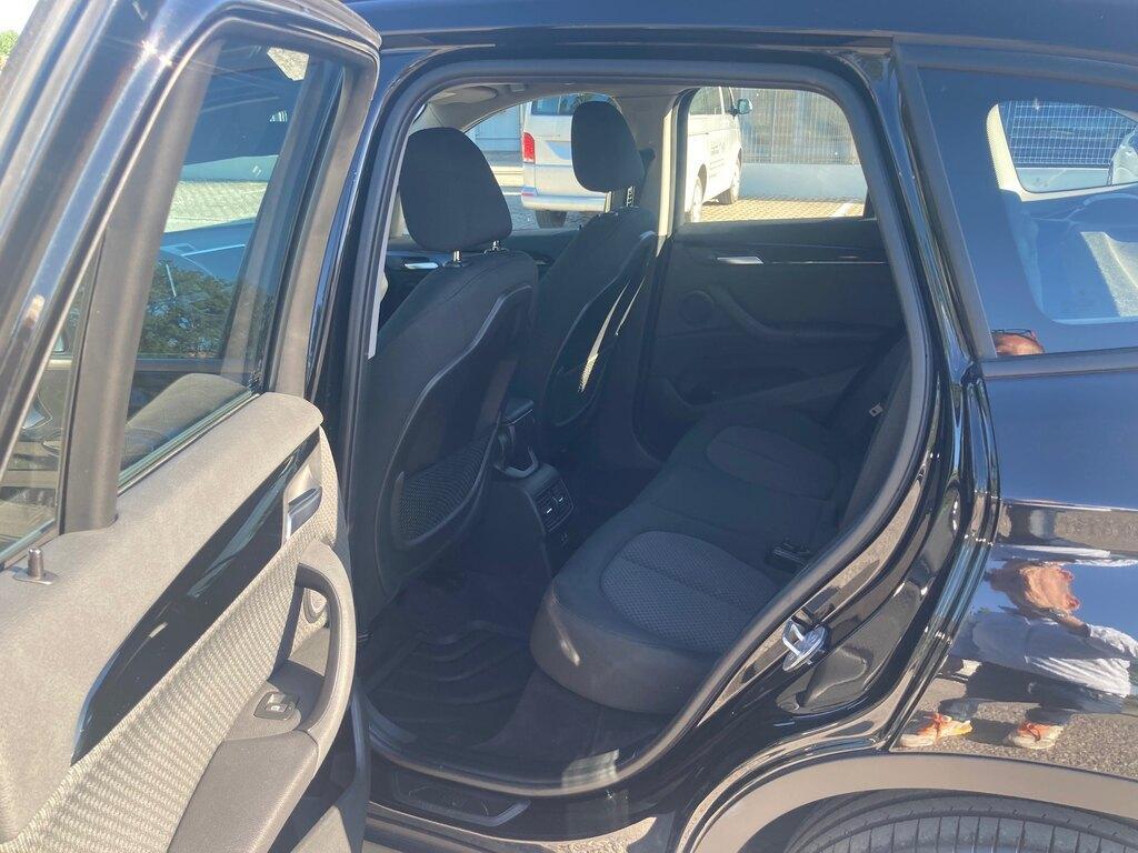 BMW X1 18 i Advantage sDrive Steptronic