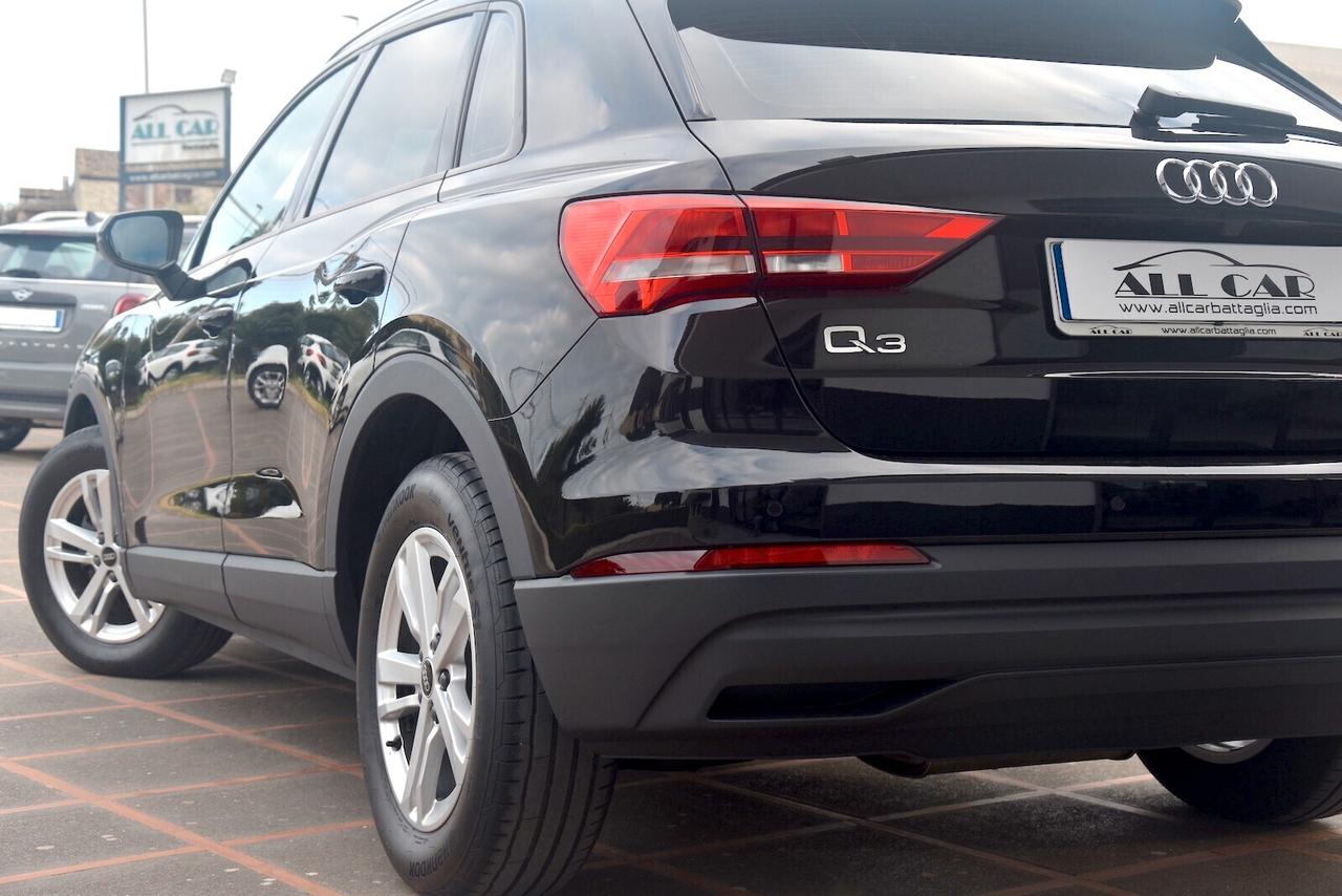 Audi Q3 35 TDI S tronic Business