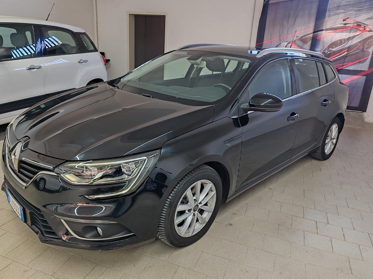 Renault Megane Mégane Sporter Blue dCi 115 CV EDC Business