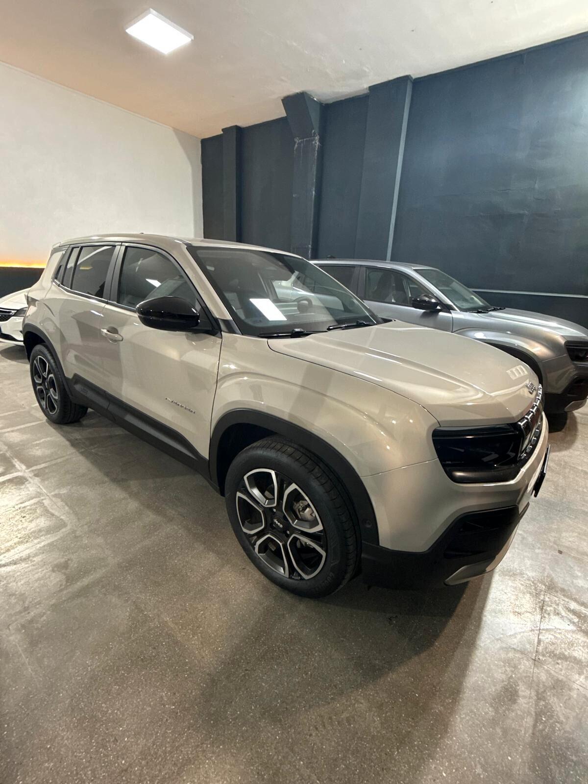 Jeep Avenger 1.2 Turbo 100 CV MHEV Summit