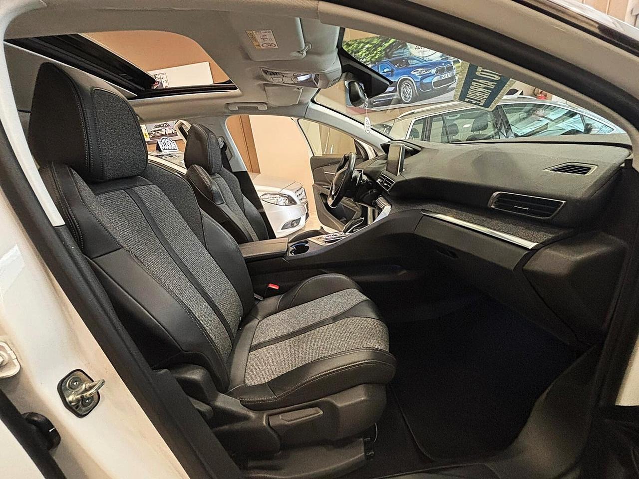 Peugeot 3008 1.5 HDI 130CV**TETTO**