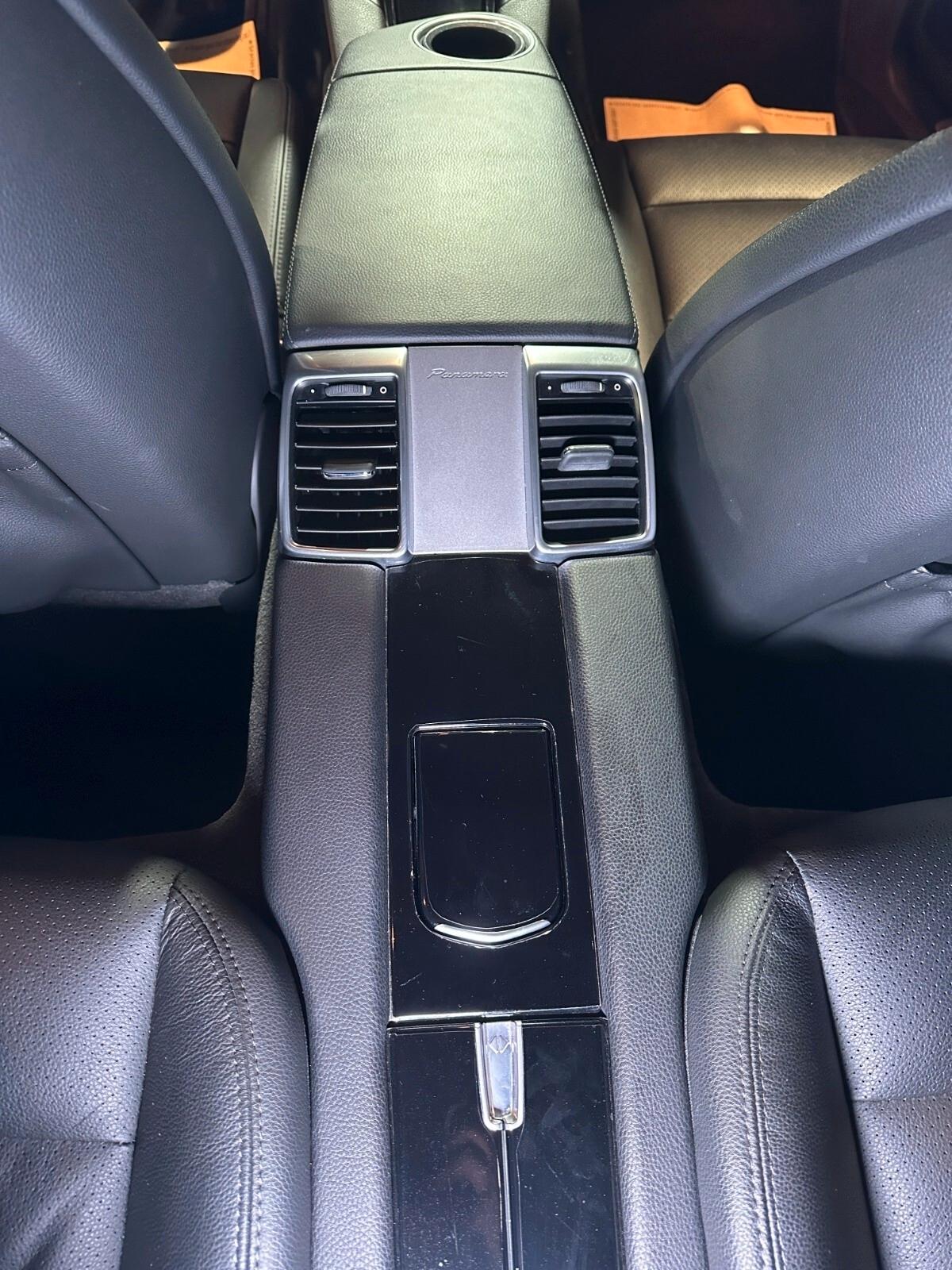 Porsche Panamera 3.0 300CV