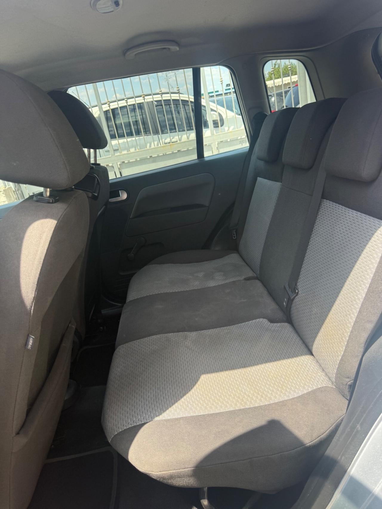 Ford Fusion 1.4 16V 5p. Leather