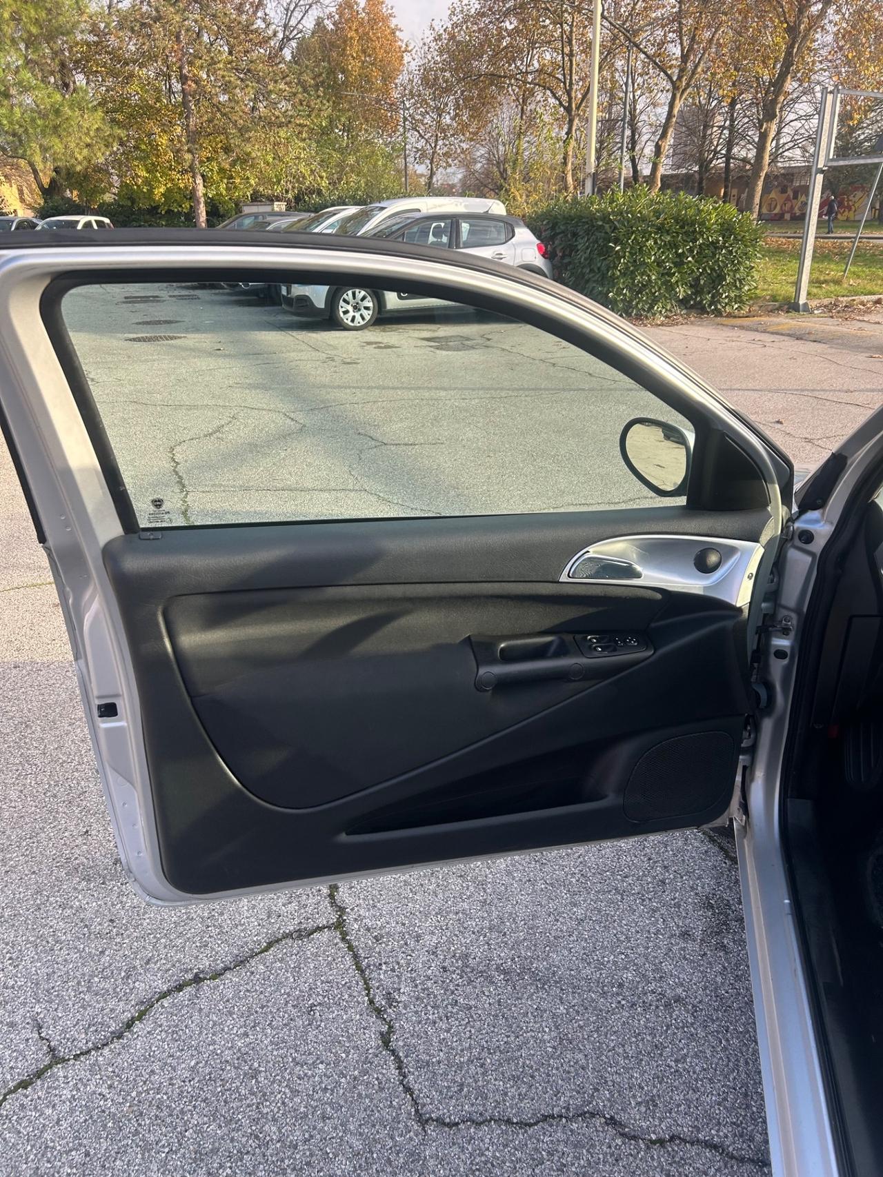 Lancia Ypsilon 1.2 Argento