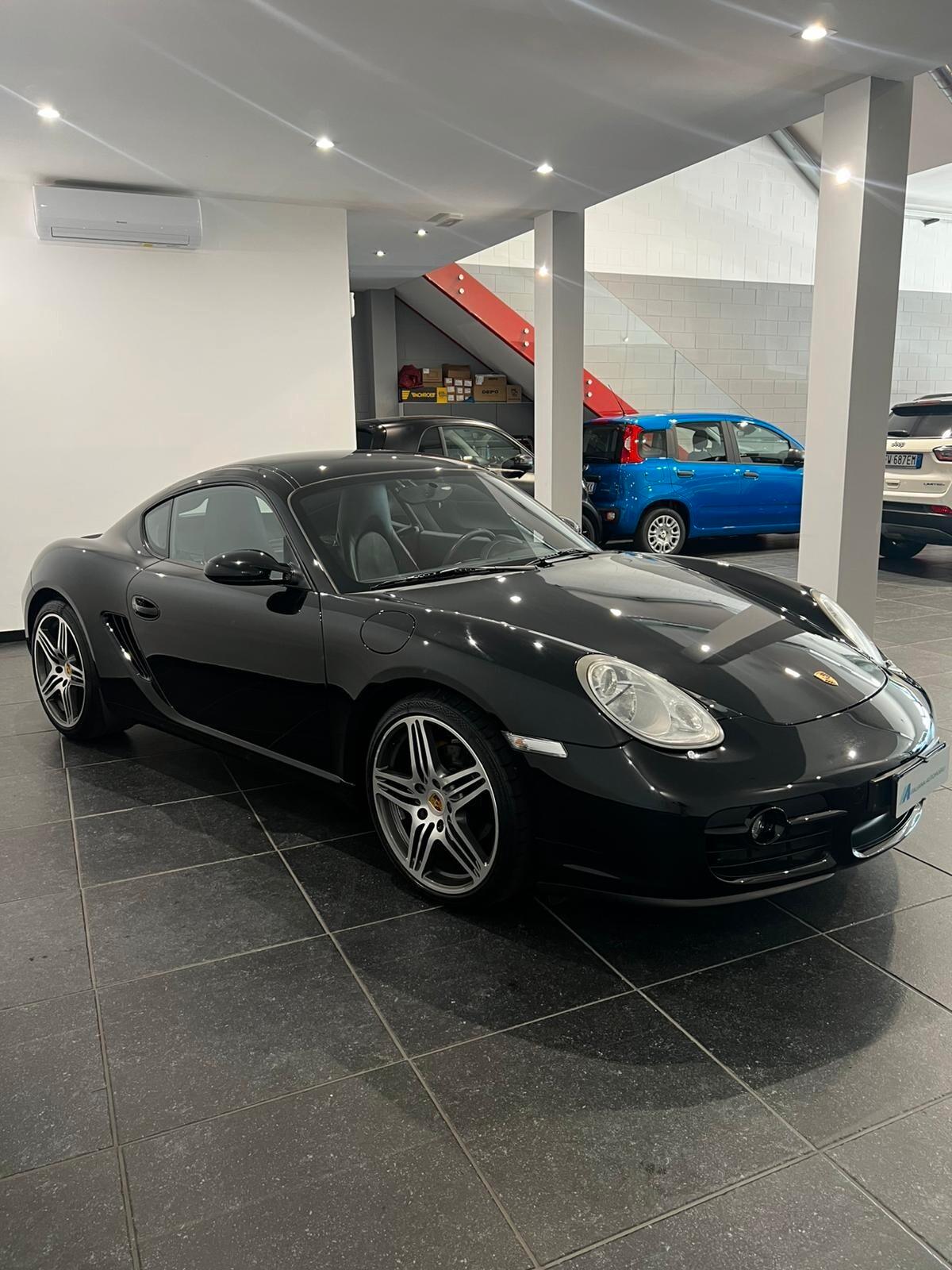 Porsche Cayman i 987 2.7