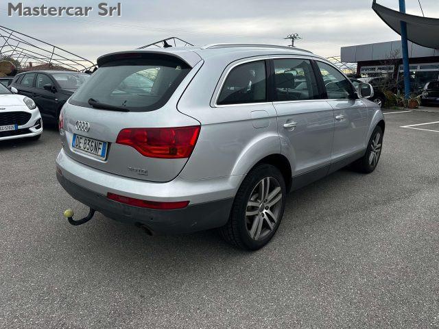 AUDI Q7 Q7 I 2006 3.0 V6 tdi quattro tiptronic DE836NF