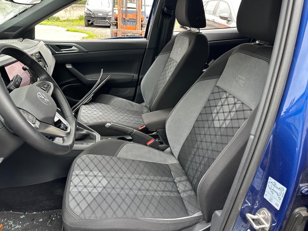 Volkswagen Taigo 1.5 TSI ACT 150 CV DSG R-Line