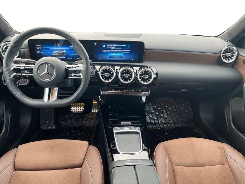 Mercedes-Benz Classe A - W177 2023 A 180 d AMG Line Advanced Plus auto