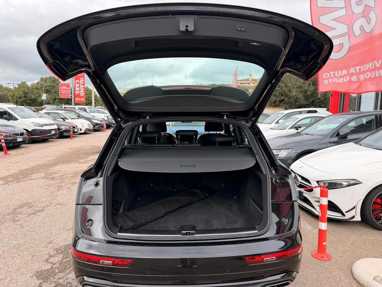 AUDI Q5 2.0 TDI 204CV QUATTRO S TRONIC S LINE BLACK EDITION – 2024