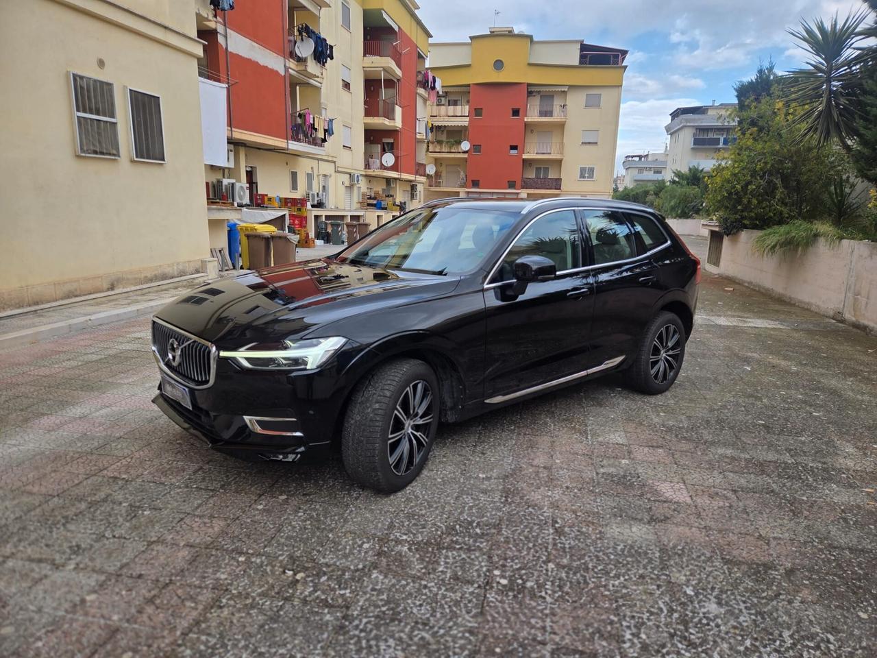 Volvo XC 60 XC60 B4 (d) AWD Geartronic Inscription