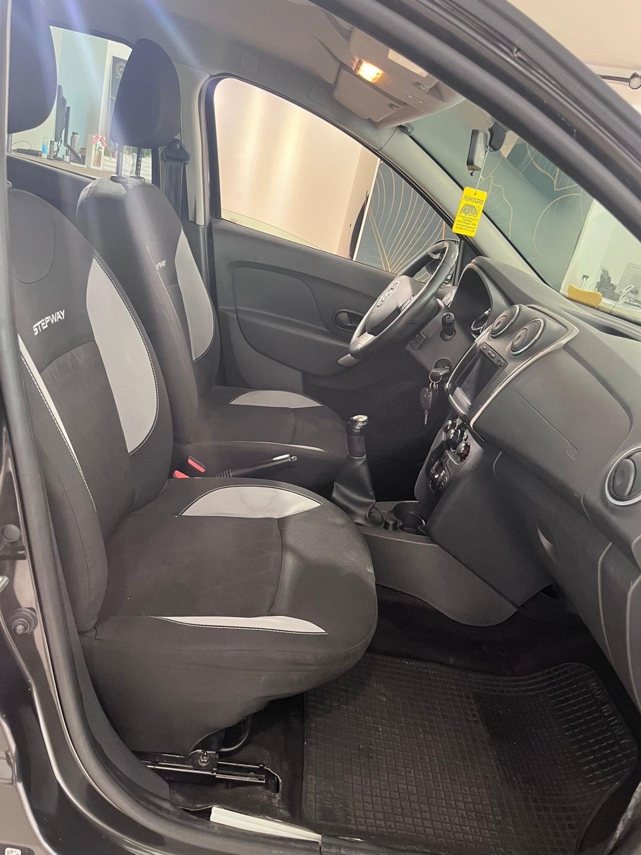 Dacia Sandero Stepway 900 TCe 12V 90CV Prestige