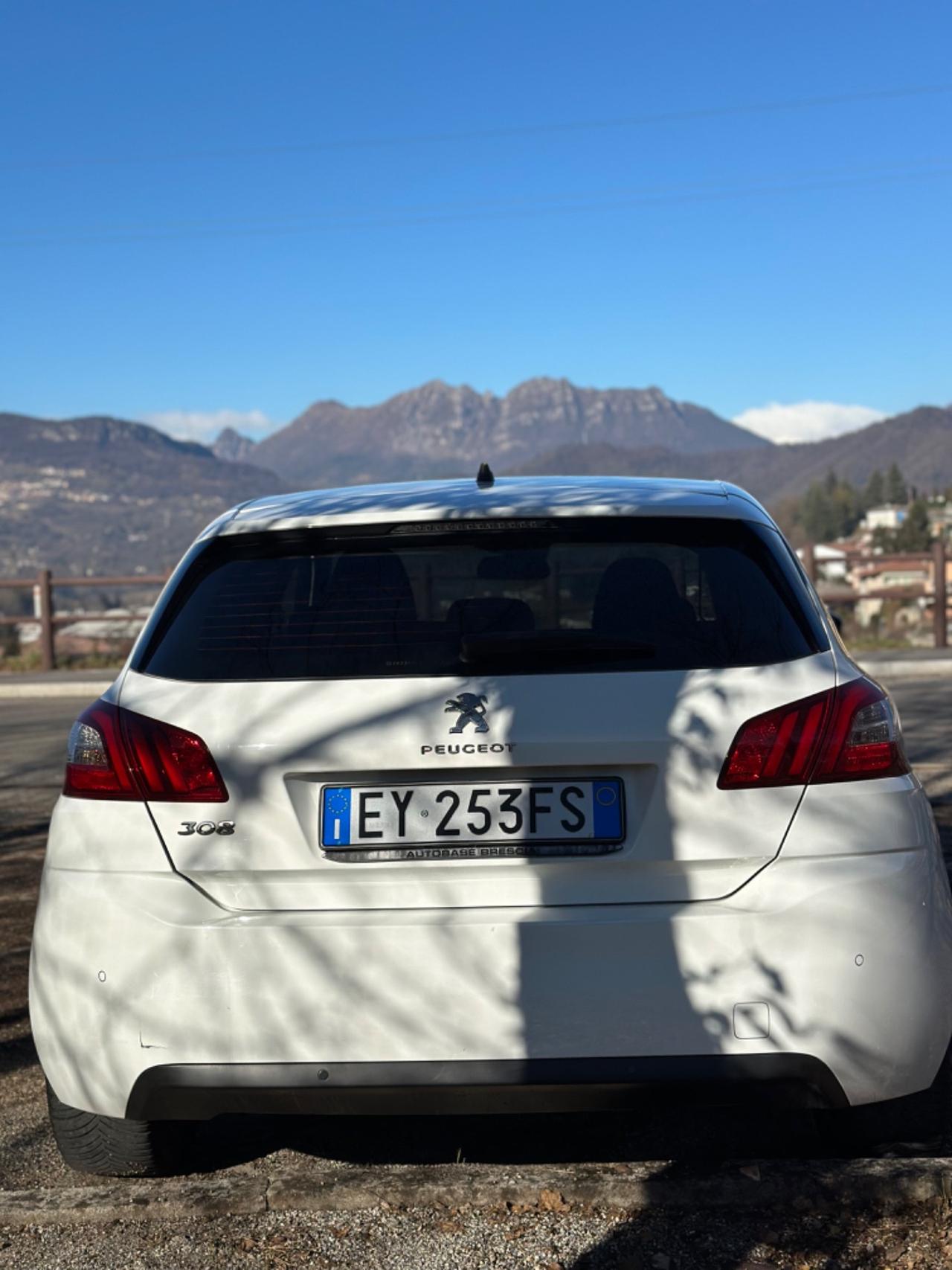 Peugeot 308 1.6 e-HDi 115 CV Stop&Start GT Line