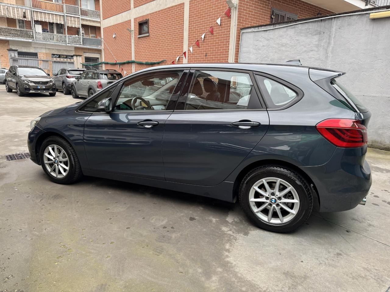 Bmw 2er Active Tourer 218i Luxury CAMBIO AUTOMATICO