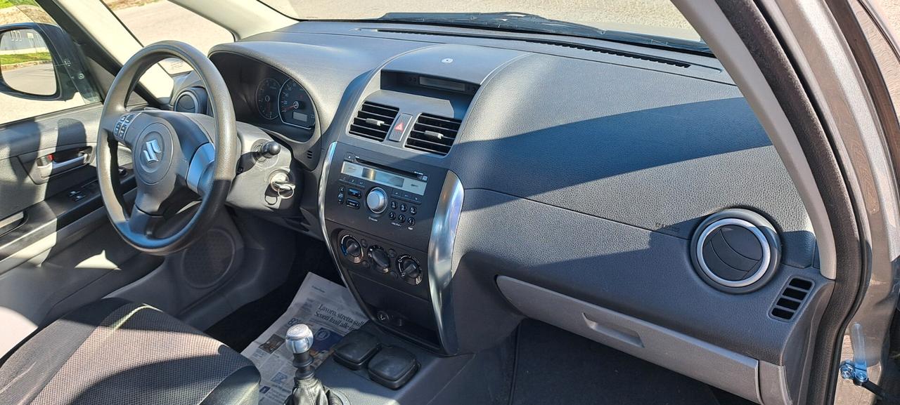 Suzuki SX4 1.6 DDiS 16V Urban Line