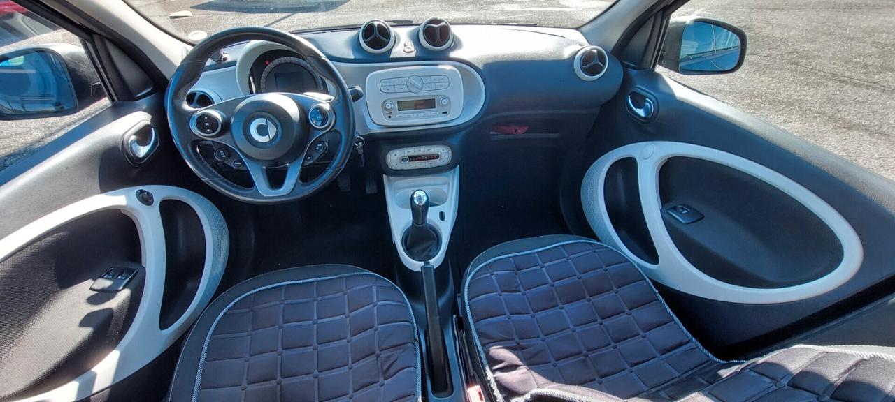 SMART FORFOUR 1,0 BENZINA 70 CV X NEOPATENTATI DOPPIO TETTO IMPECCABILE GOMME NUOVE