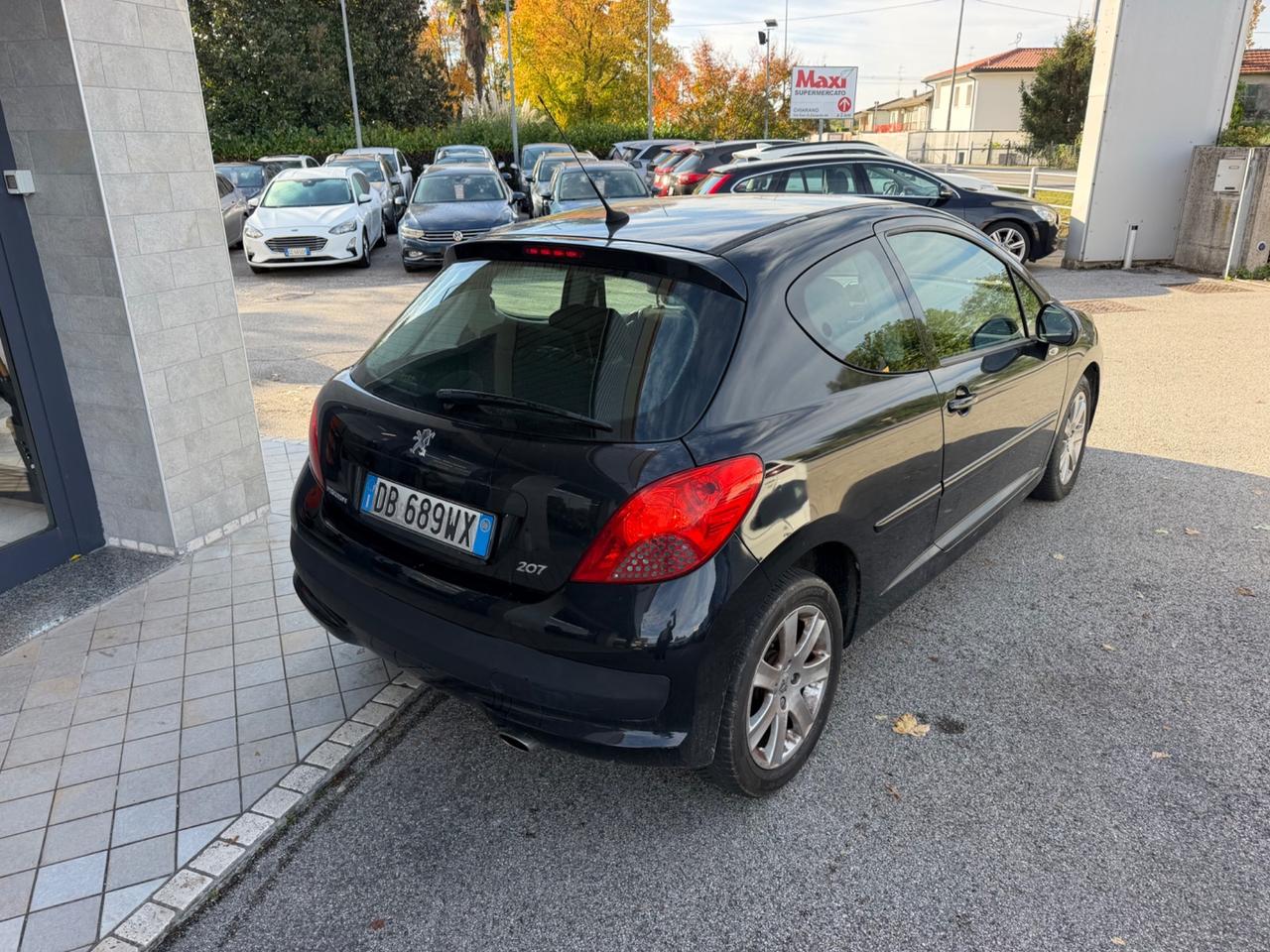 Peugeot 207 1.6 Benzina Neopatentati
