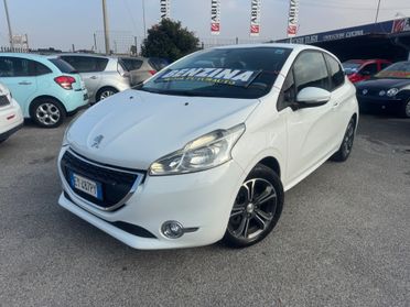 Peugeot 208 PureTech 82 3 porte Allure