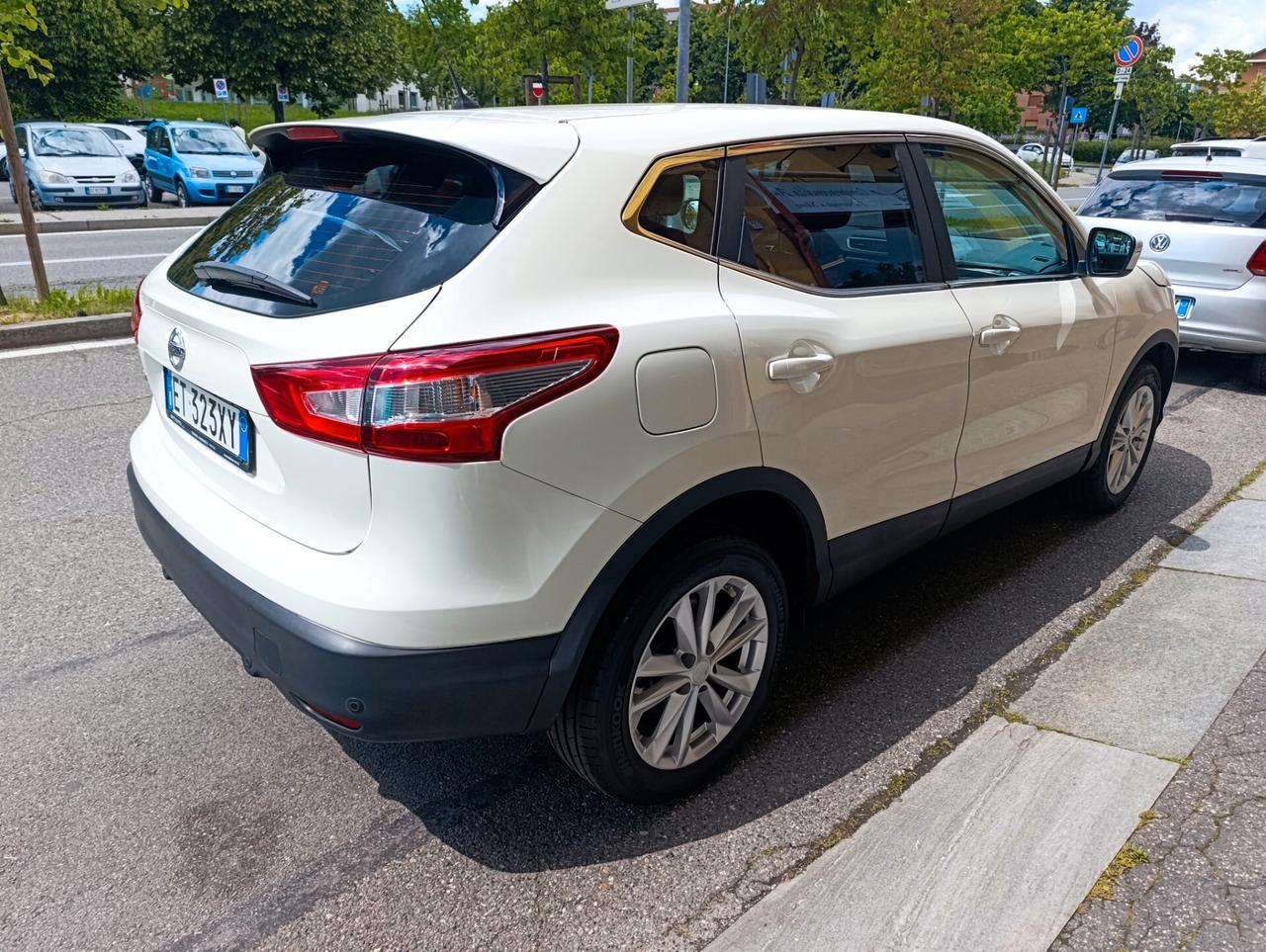 Nissan Qashqai 1.2 DIG-T FULL OPTIONAL UNICO PROPRIETARIO