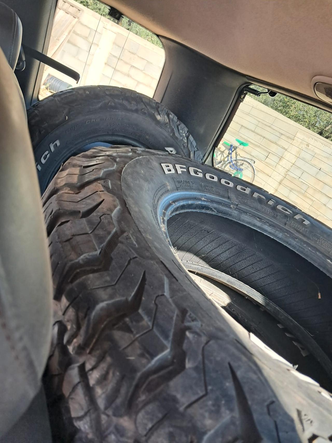 Jeep Cherokee 2.5 autocarro (gancio traino)