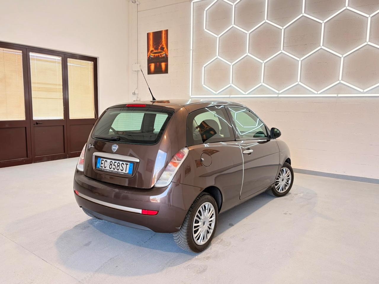 Lancia Ypsilon 1.2 New Oro