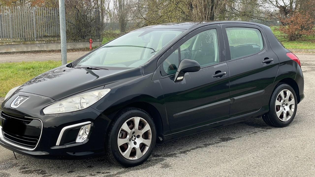 Peugeot 308 1.6 8V e-HDi 112CV Stop&Start 5p. Active