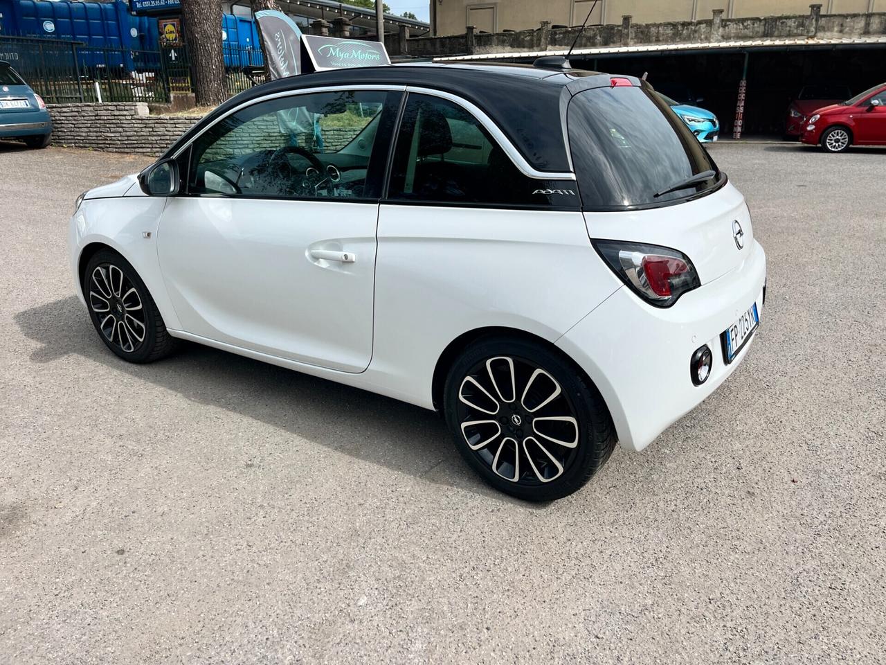 Opel Adam 1.2 70 CV