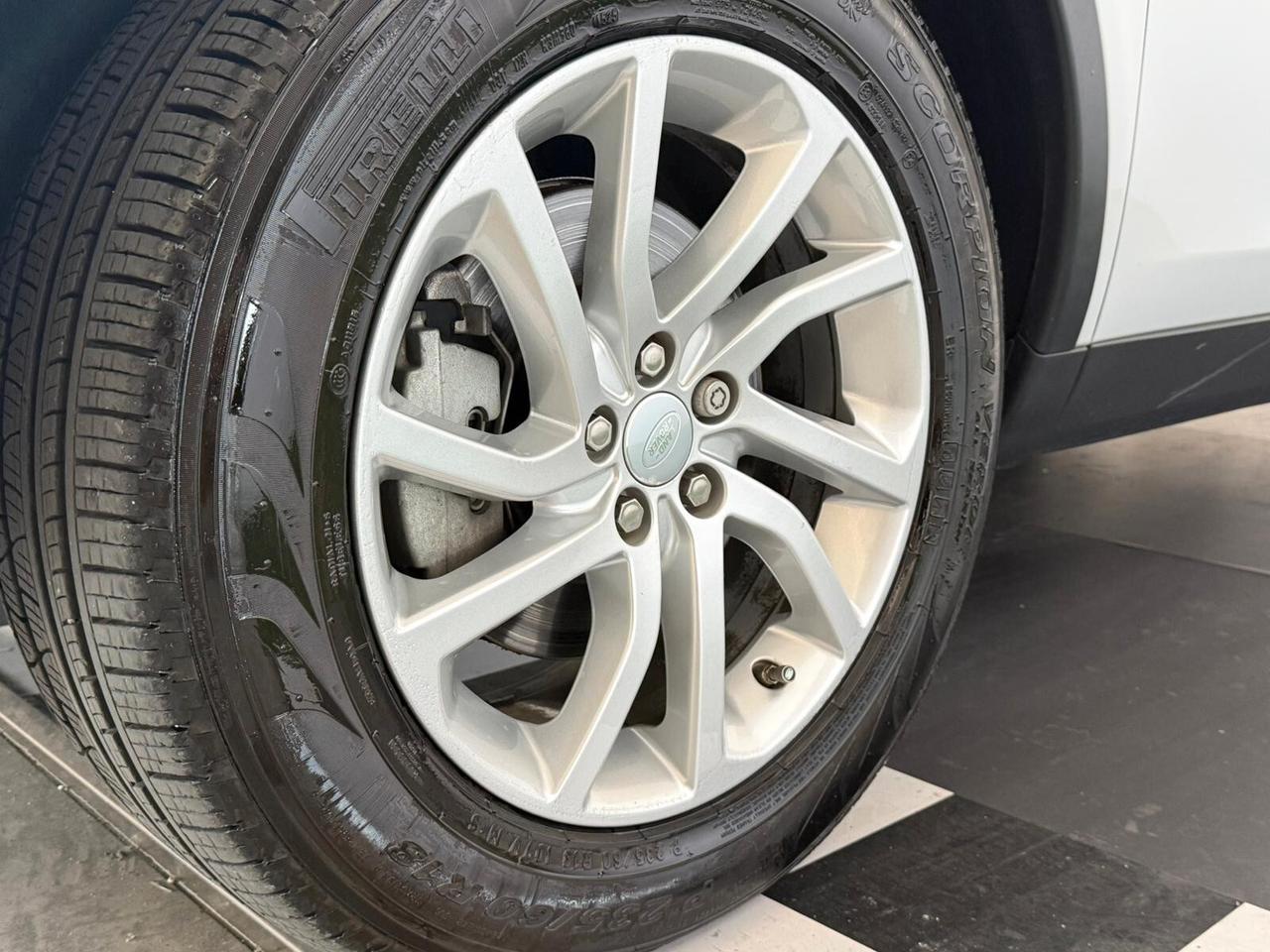 Land Rover Discovery Sport 2.0 TD4 150 CV HSE Luxury AWD