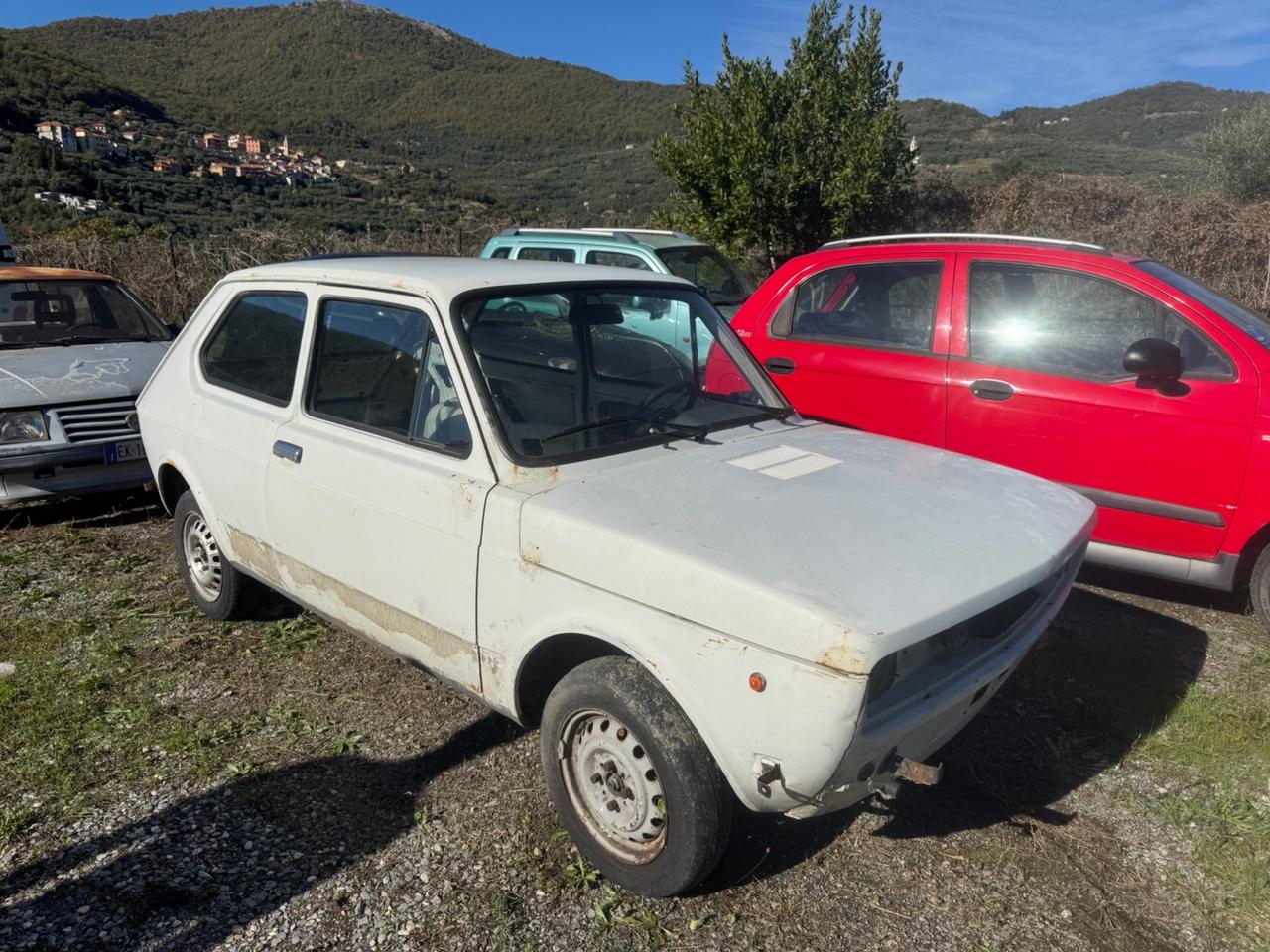 Fiat 127 900 2p. C Asi documenti e targhe nere