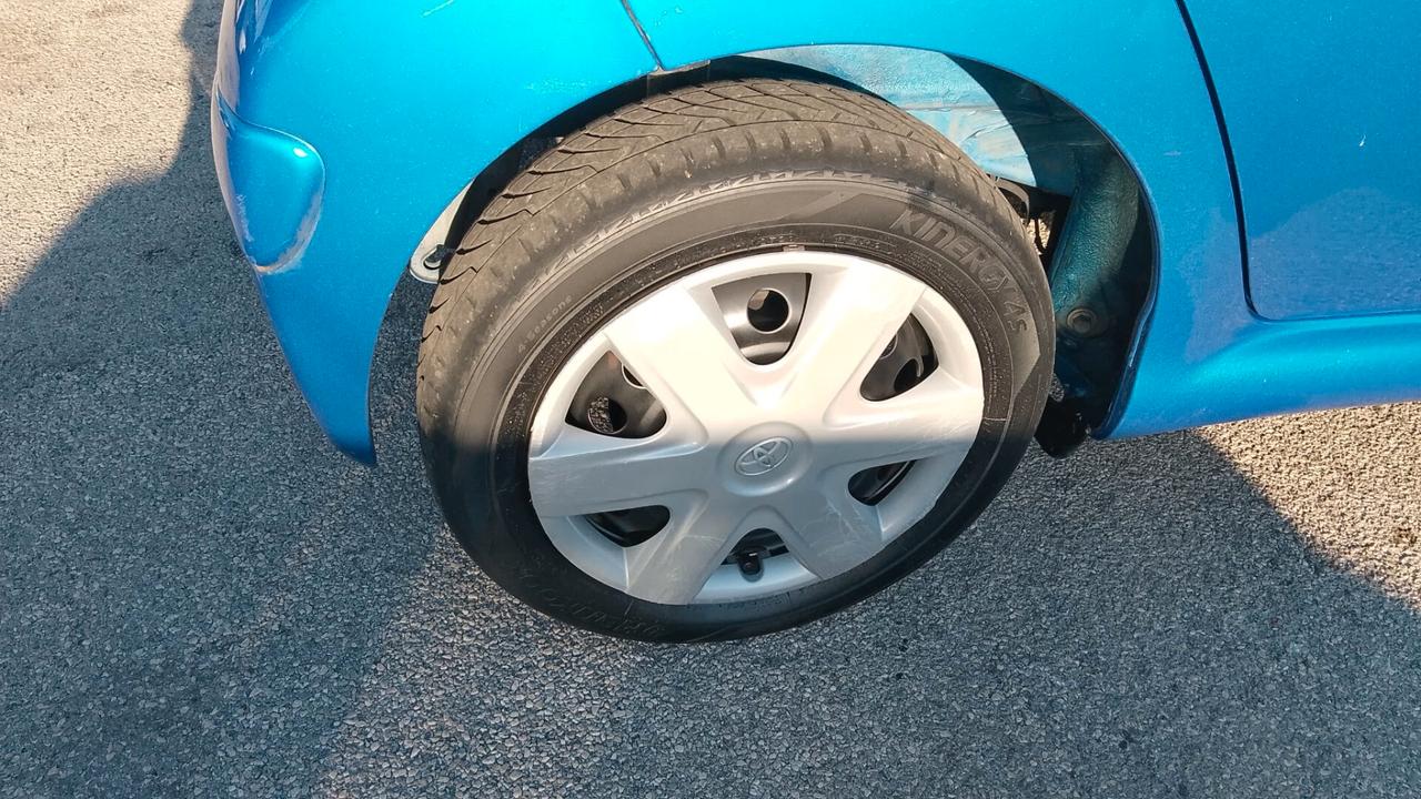 Toyota Aygo AIGO 1.0 benzina neo patentati