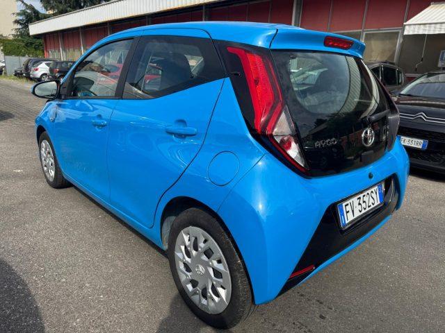 TOYOTA Aygo 1.0 VVT-i 72 CV 5 porte x-cool MMT
