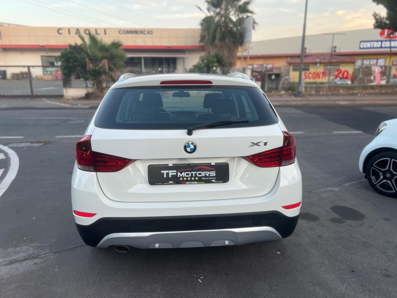 BMW X1 sDrive18d X Line - 12/2013