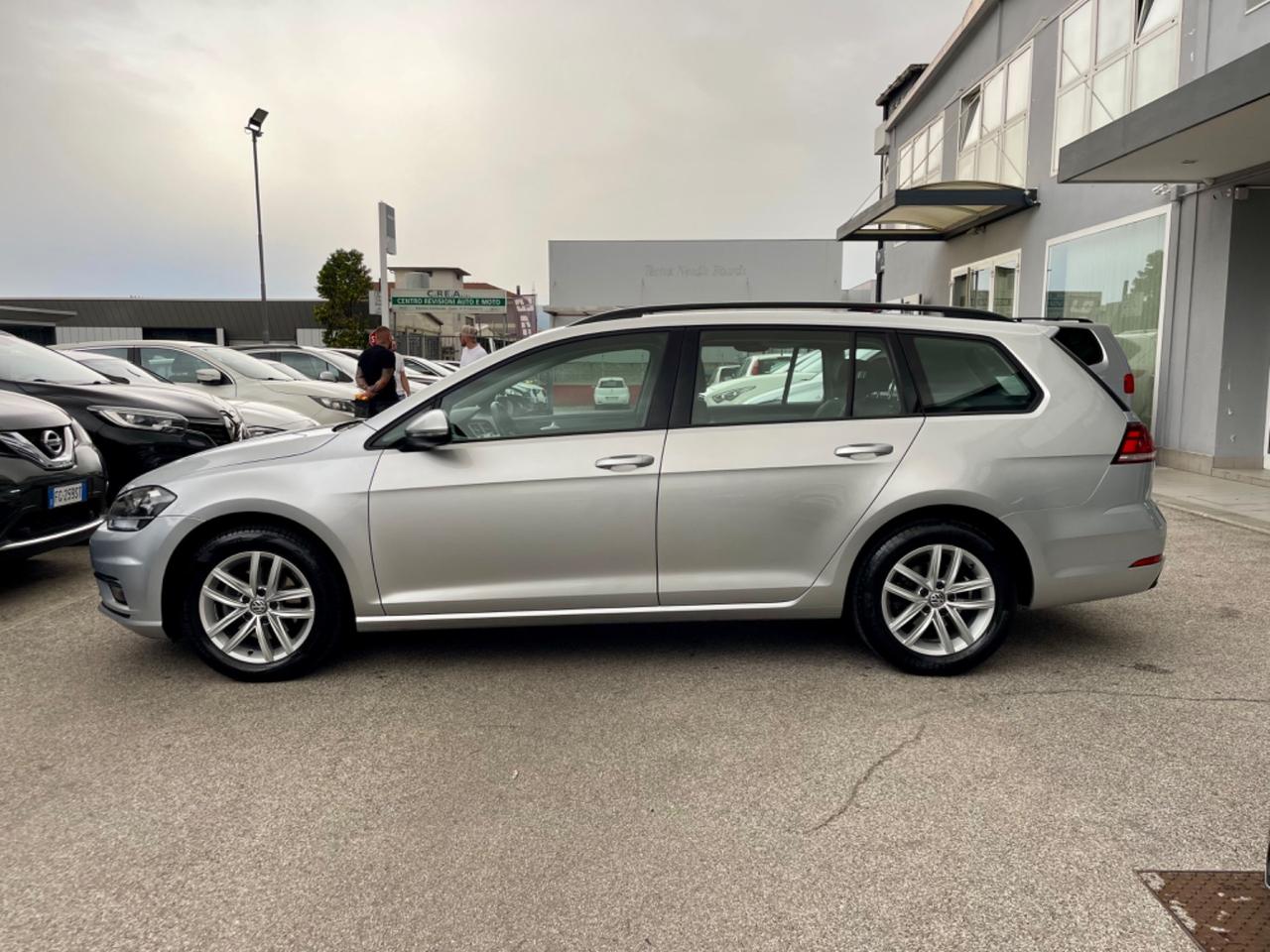 Volkswagen Golf Variant Golf Variant 2.0 TDI DSG Executive BlueMotion Tech.