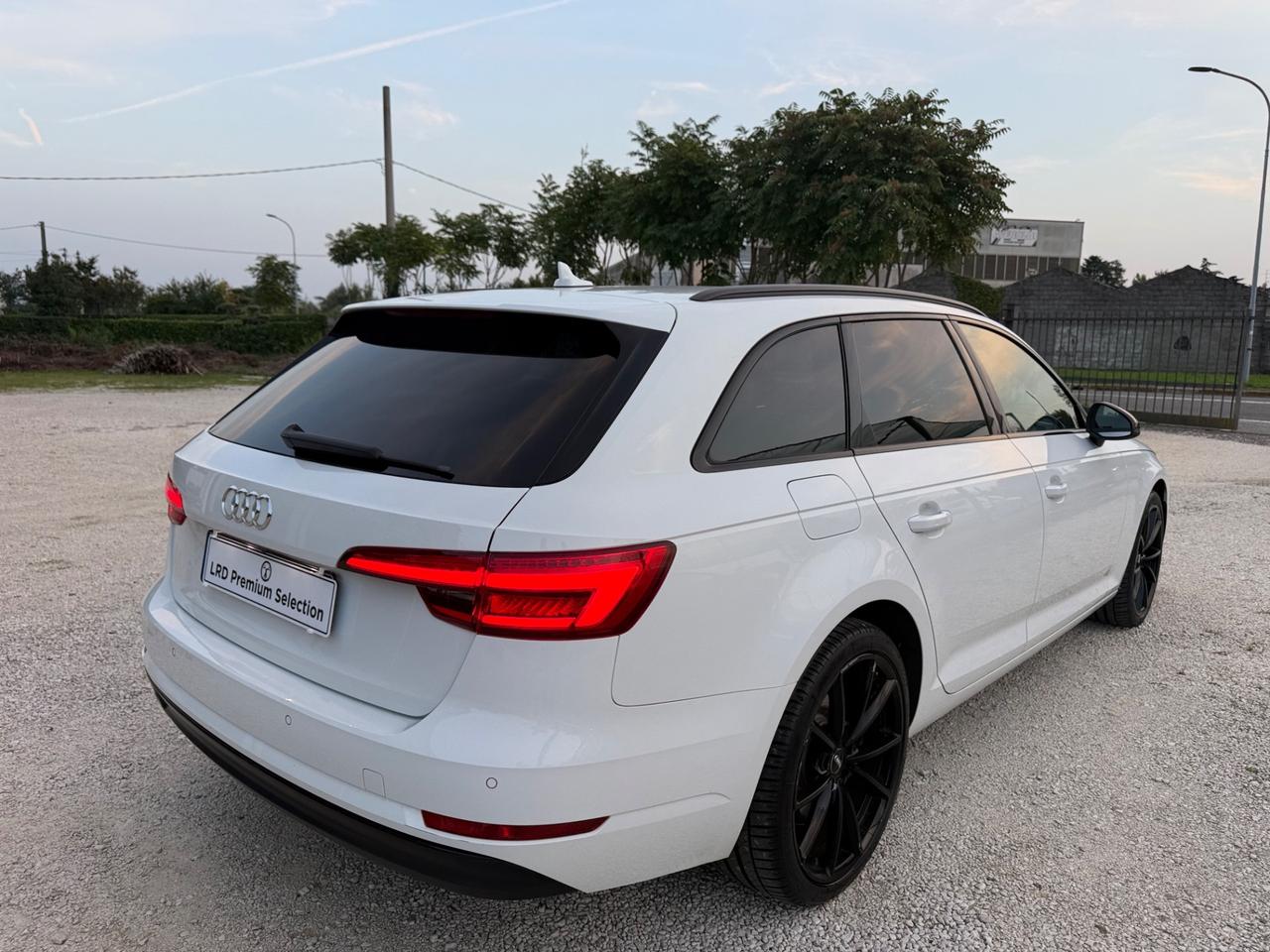 Audi A4 Avant 3.0 TDI 272 CV quattro Sport Fari Matrix Navi Full
