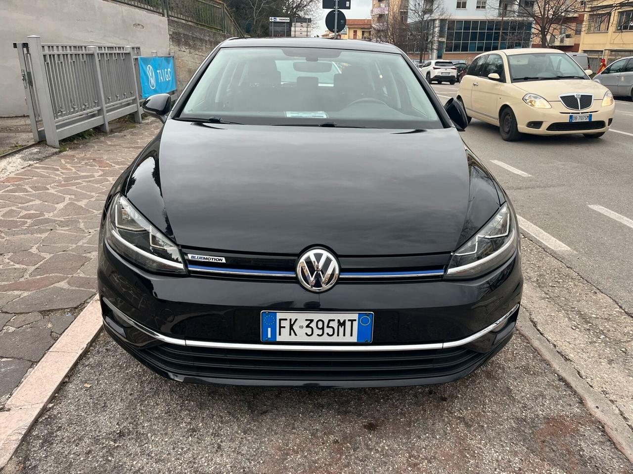 VOLKSWAGEN GOLF VII 1,4 TGI 110 CV EXECUTIVE 5P