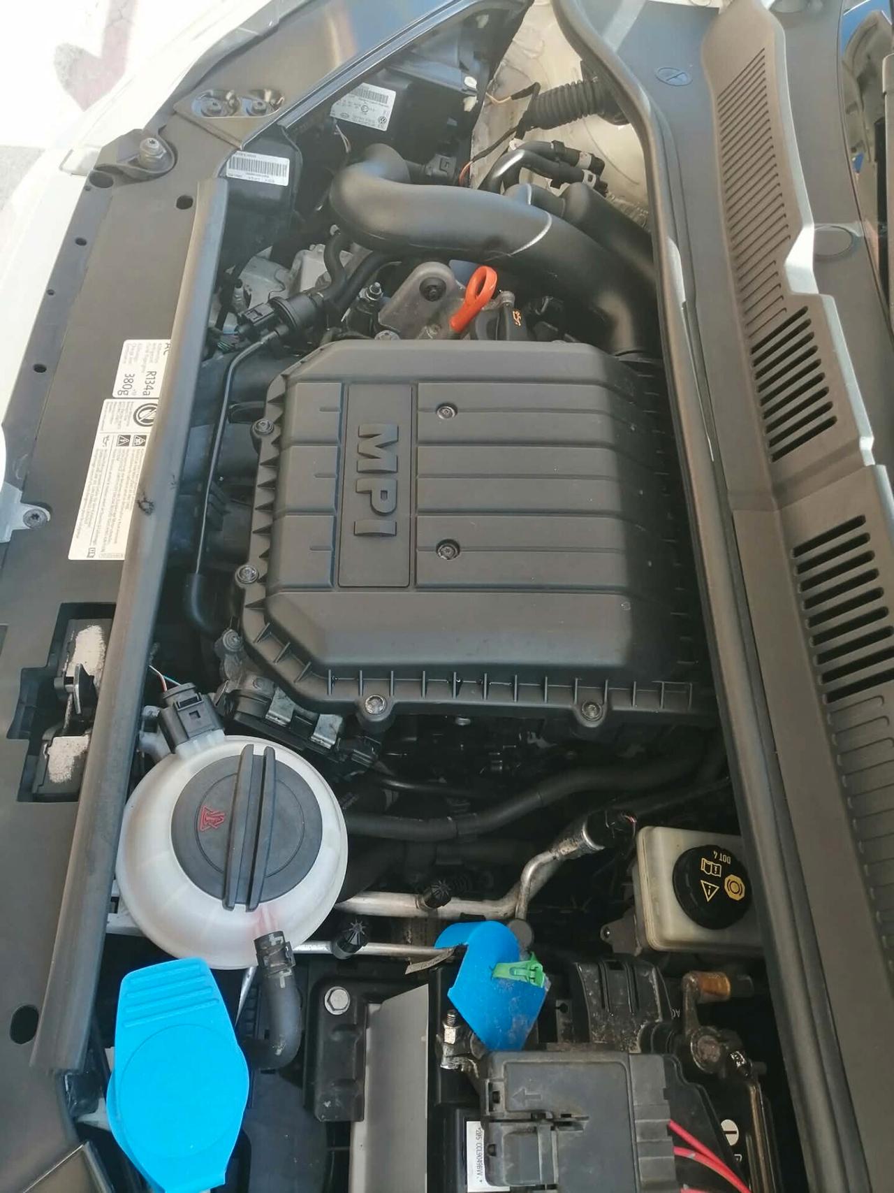 VOLKSWAGEN UP! 1.0 75CV 2015 FULL!