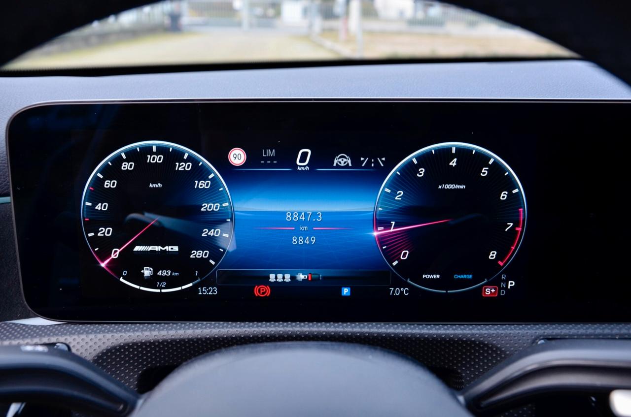 MERCEDES-BENZ A 35 AMG 4MATIC 306cv AUTO, GARANZIA UFFICIALE, UNICOPROPRIETARIO, UFF ITALIANA, EURO 6E, TETTO, NIGHT PACK, FARI MULTIBEAM, HI-FI PREMIUM, PERMUTE