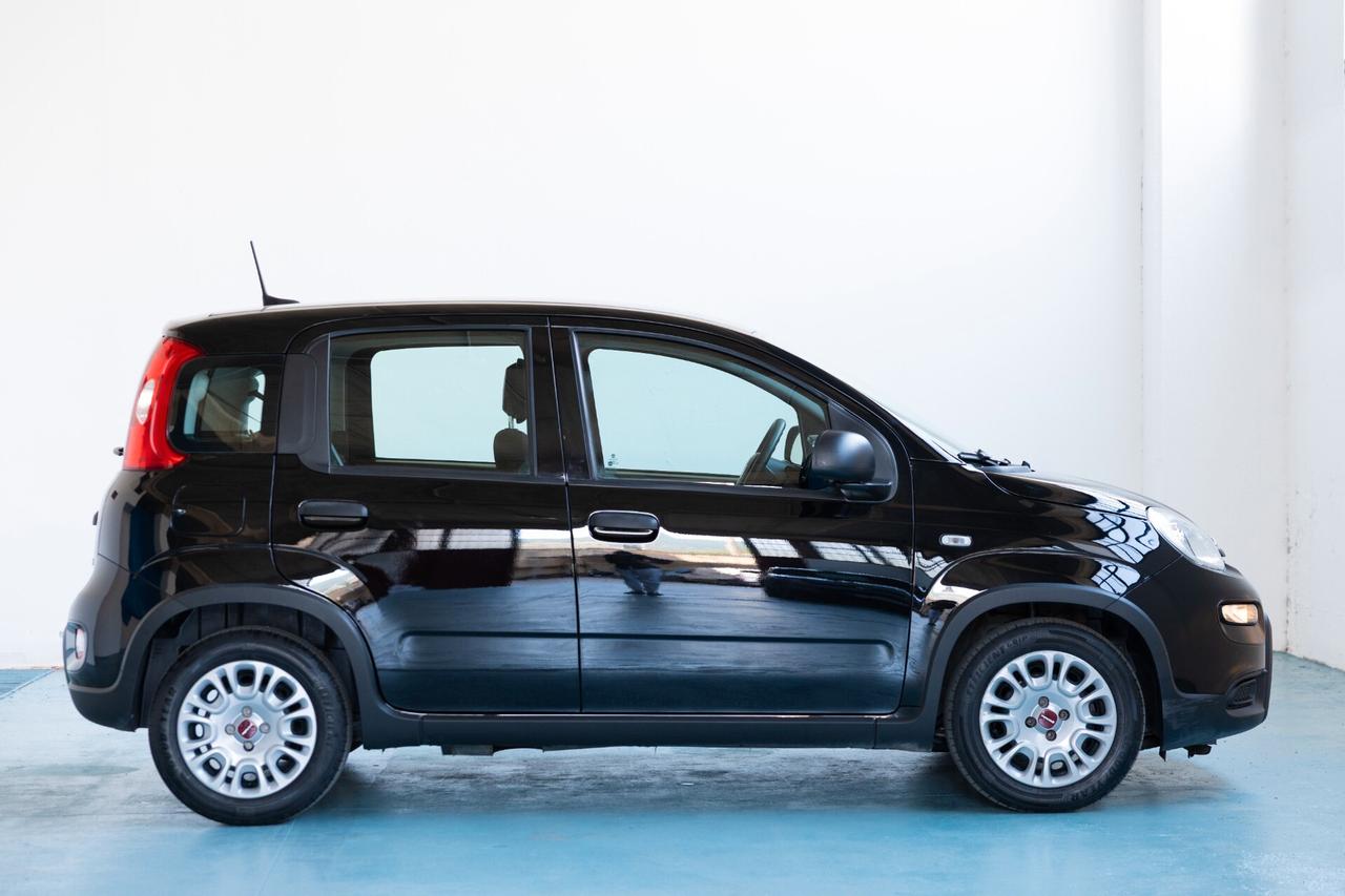 Fiat Panda 1.0 FireFly S&S Hybrid 2023 IVA ESPOSTA
